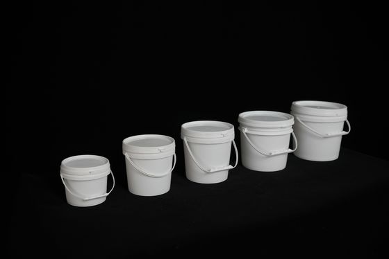Bottine di plastica senza BPA per un deposito ecologico