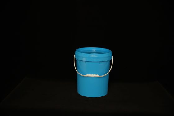 Bottine di plastica durevoli con coperchio per la produzione e lo stoccaggio degli alimenti