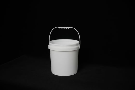 Bottile di plastica da 5 litri con maniglia e coperchio