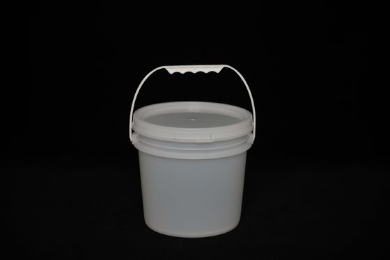 Bottine di plastica durevoli con coperchio per la produzione e lo stoccaggio degli alimenti